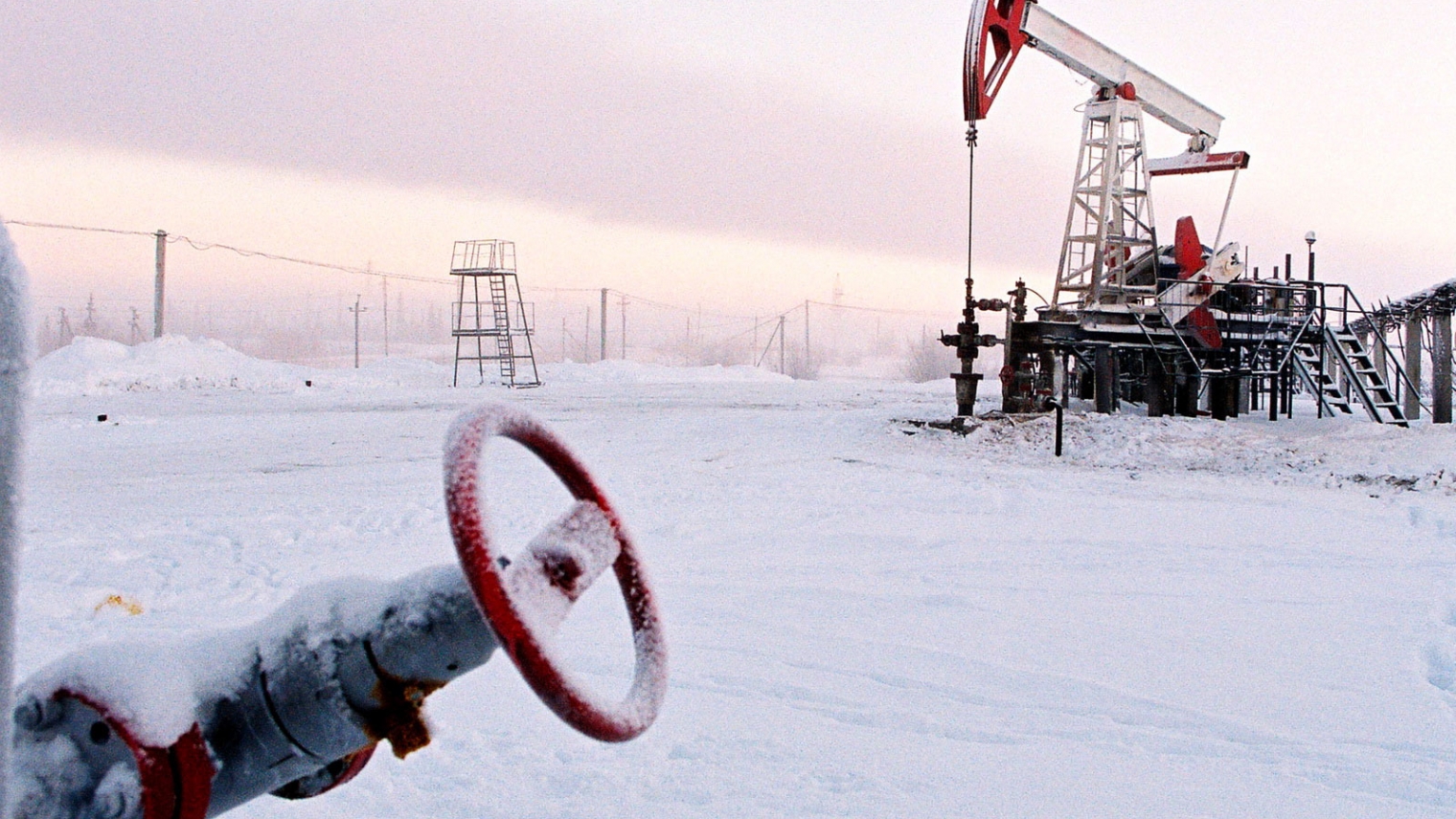 Газпром и ЛУКОЙЛ совместно осваивают  месторождения