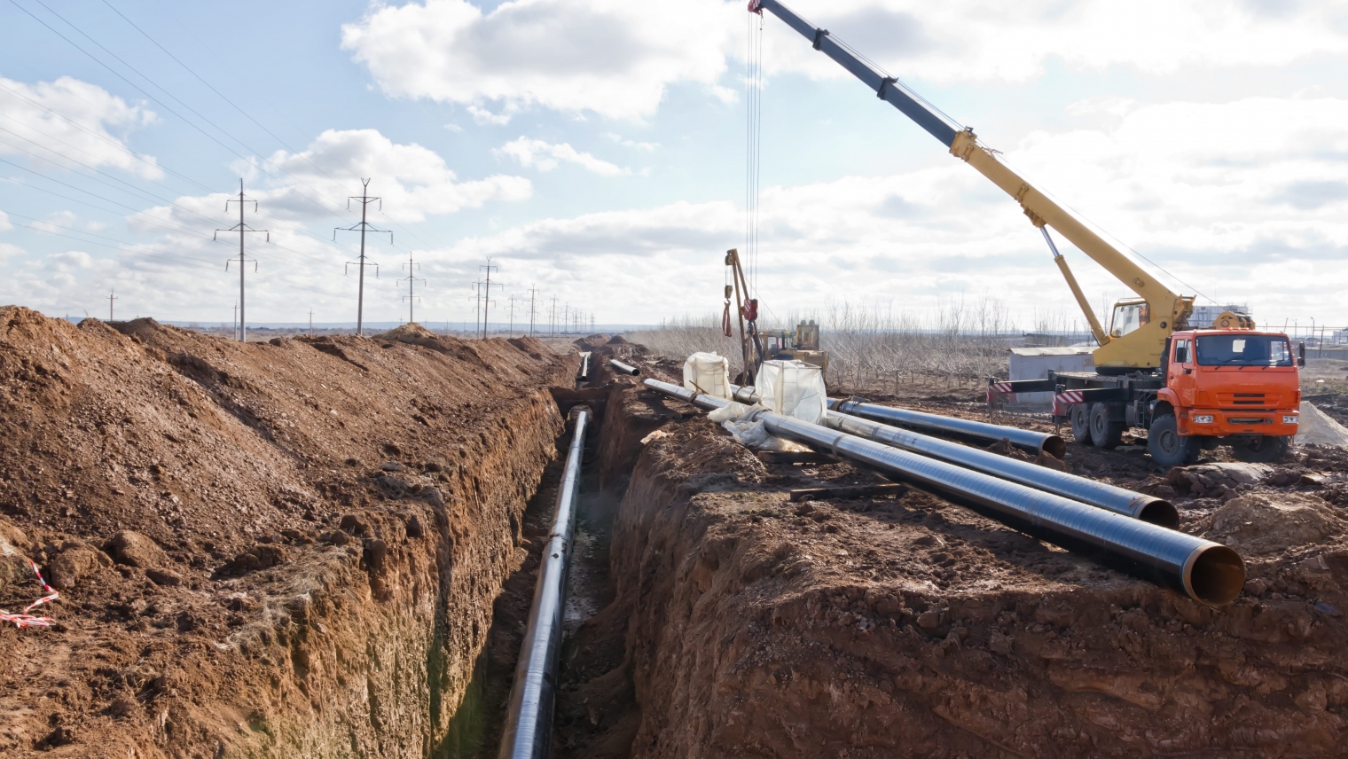 Крупный проект реконструкции в Хабаровском крае. Регион получил 1,7млрд. Цель - реконструкция систем водоснабжения г.Бикин