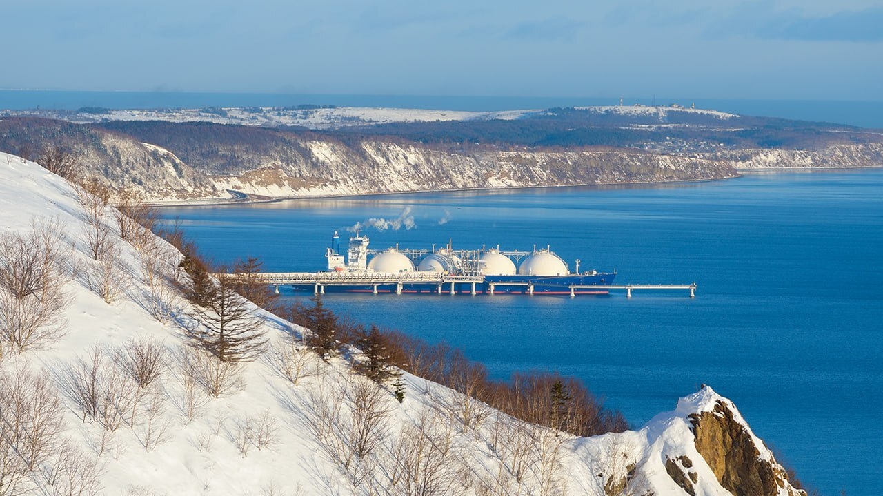 Строительство масштабного проекта - НОВАТЭК на Камчатке ведет строительство стратегического СПГ-терминала