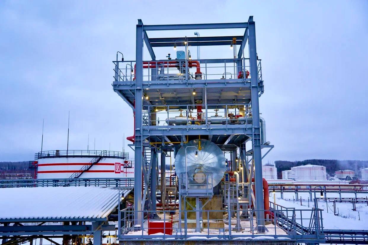ЛУКОЙЛ-Западная Сибирь ТПП Повхнефтегаз приступает к реконструкции ВКС-1 на Покачевском нефтяном месторождении.