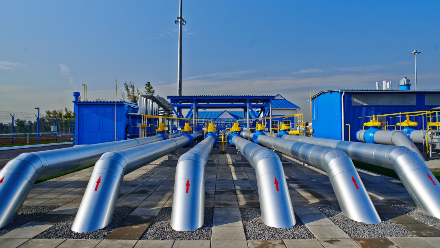 Реконструкция объектов Газпром