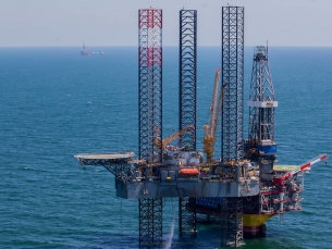 Обустройства морских месторождений - Лукойл инвестирует 110 млрд. в Месторождение d33